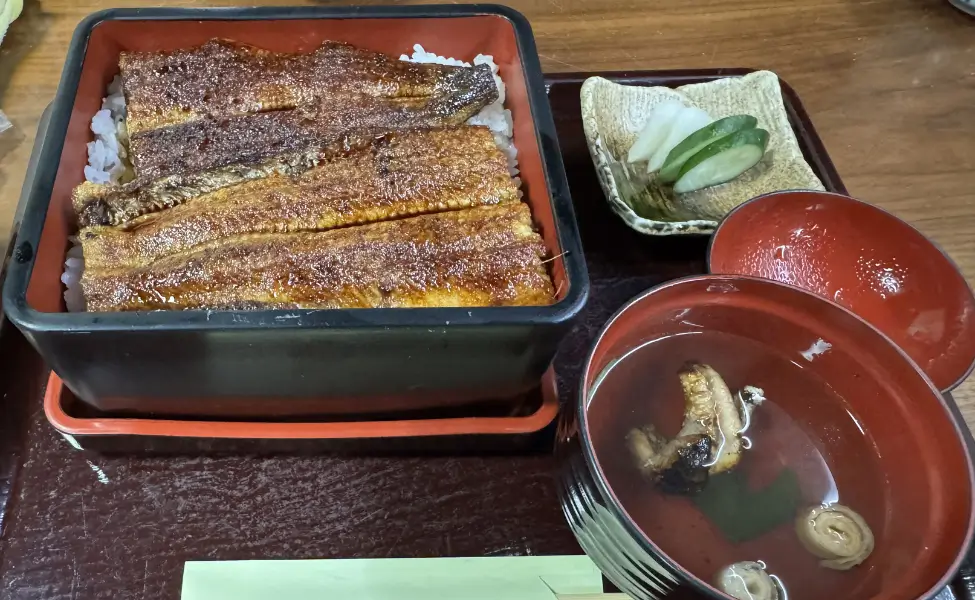 Eating eel in Nagoya Eating eel in Nagoya