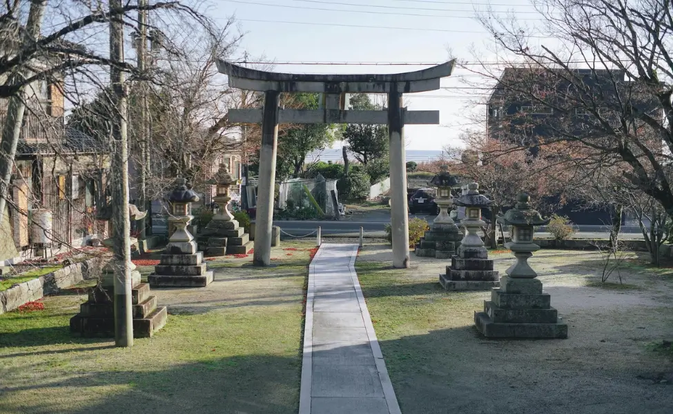 Walking around Shiga Walking around Shiga