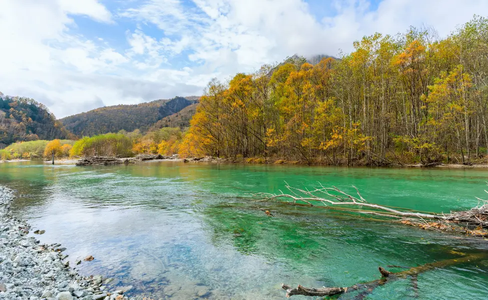 Tashiro pond in Kamikochi Tashiro pond in Kamikochi
