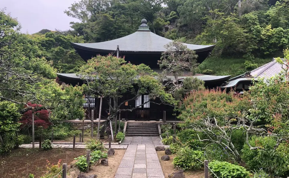 Zuisenji Temple Zuisenji Temple in Kamakura, Japan