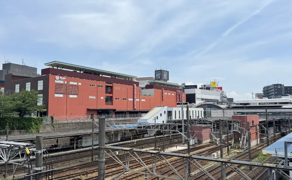 Kanayama is a transport hub in Nagoya Kanayama is a transport hub in Nagoya