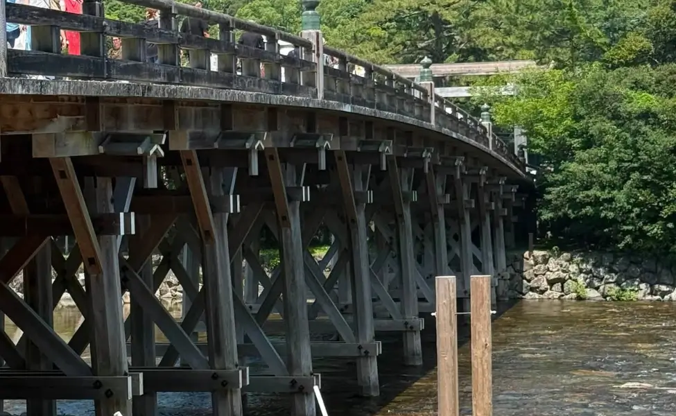 Cross Uji Bridge on your Ise Day Trip Cross Uji Bridge on your Ise Day Trip