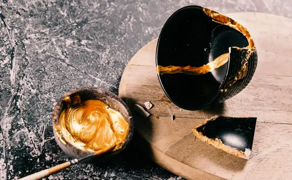 Kintsugi