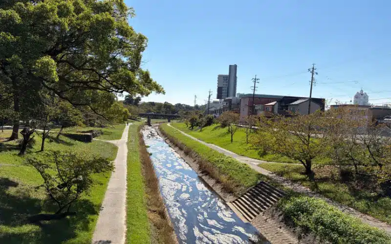Canal alongside Okazaki castle Canal alongside Okazaki castle